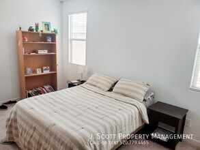 8922 W Rancho Dr in Glendale, AZ - Building Photo - Building Photo