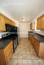 1225 E Alameda Rd in Pocatello, ID - Building Photo - Building Photo