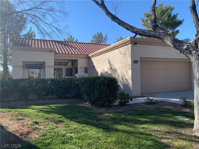 8701 Millsboro Dr in Las Vegas, NV - Building Photo - Building Photo