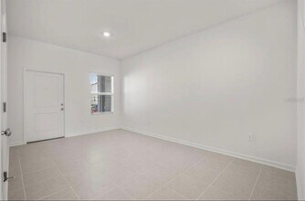 2805 Skyline Lp in Kissimmee, FL - Building Photo - Building Photo