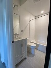 20 Lake St in Somerville, MA - Building Photo - Building Photo