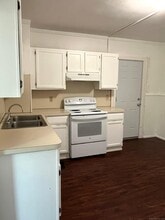 15 Carroll St in Naugatuck, CT - Building Photo - Building Photo