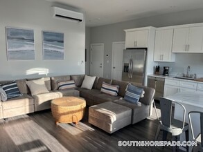 163 Nantasket Ave, Unit ST in Hull, MA - Foto de edificio - Building Photo