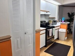 13001 SW 11th Ct, Unit 312A in Pembroke Pines, FL - Building Photo - Building Photo
