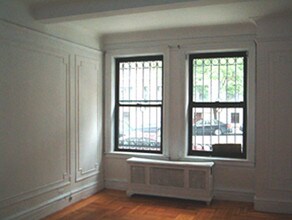 685 W End Ave in New York, NY - Foto de edificio - Other
