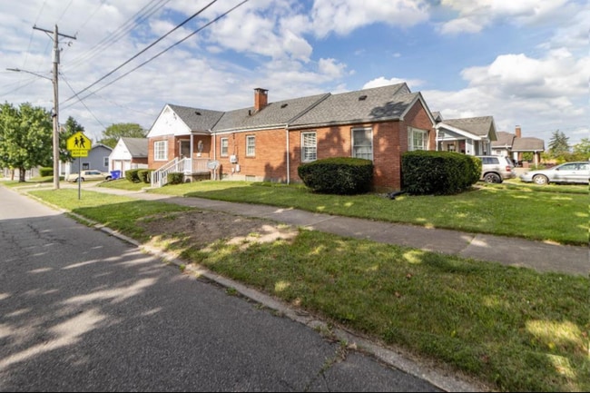 461 Harrison Ave in Hamilton, OH - Building Photo - Building Photo