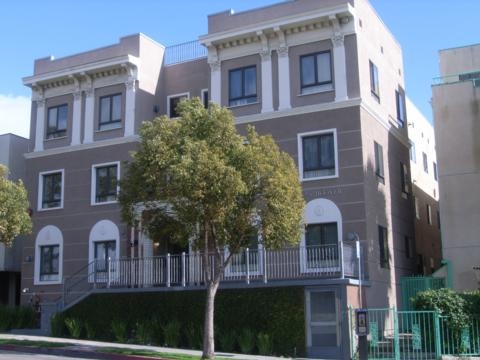 Hoover Street Apartments in Los Angeles, CA - Foto de edificio - Building Photo