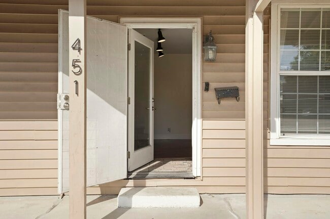 451 Marengo Ave in Stockton, CA - Building Photo - Building Photo
