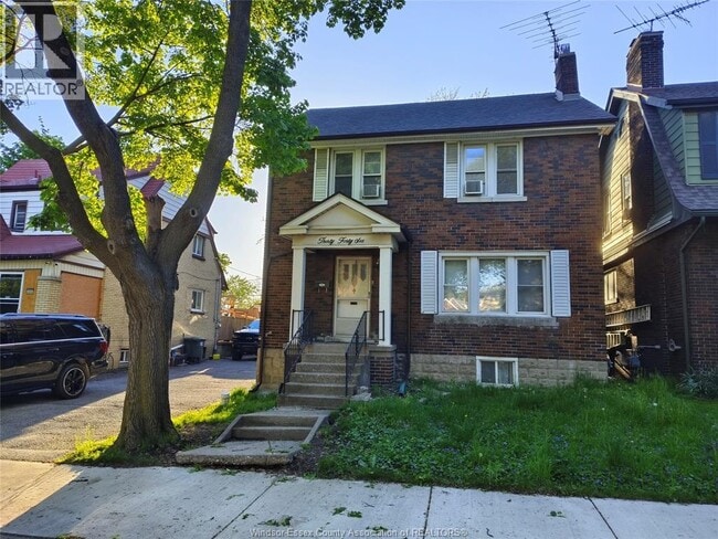 property at 3046 Alexander Ave