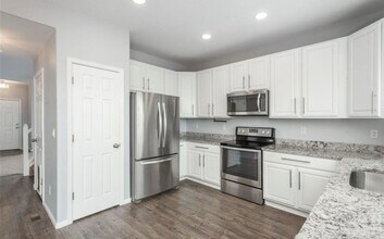 2527 S Andes Cir in Aurora, CO - Building Photo - Building Photo