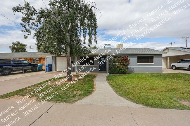 12648 N 32nd Ave in Phoenix, AZ - Building Photo - Building Photo