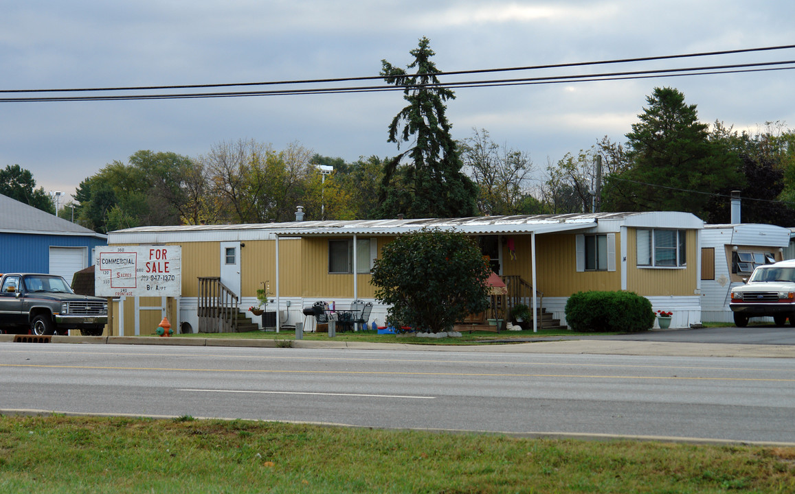 7787 E Ridge Rd in Hobart, IN - Building Photo