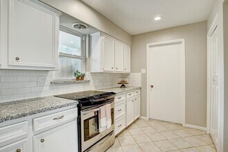 1074 Apache Falls Dr in Katy, TX - Building Photo - Building Photo