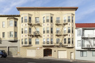 140 Duboce in San Francisco, CA - Building Photo - Building Photo