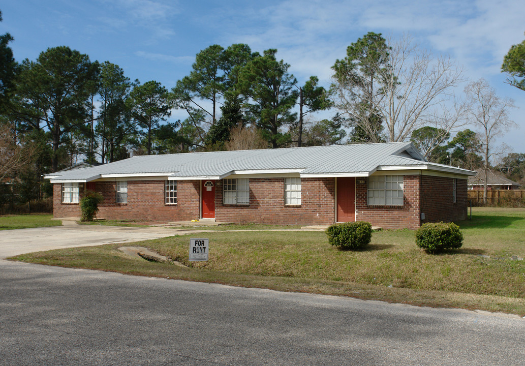 921-923 Bremen Ave in Pensacola, FL - Foto de edificio