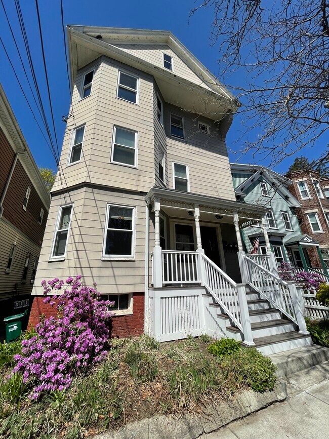10 Chandler St, Unit 1 in Somerville, MA - Building Photo - Building Photo