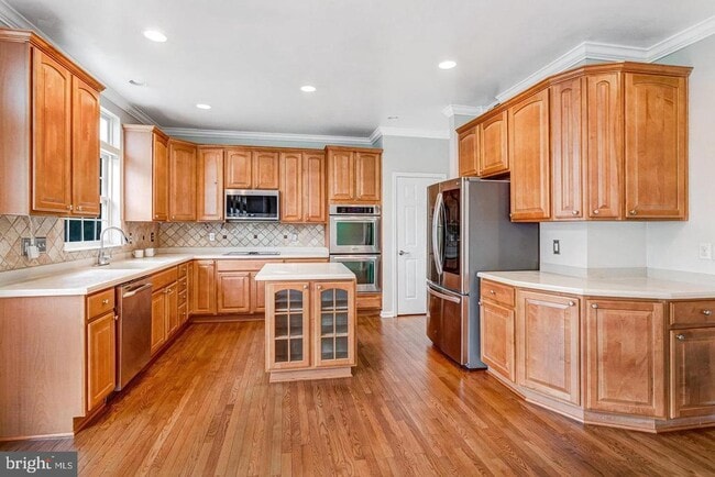 property at 5213 Yellow Birch Dr