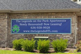 Legends on the Park Apartments in Eureka, MO - Building Photo - Building Photo