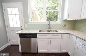 1252 S 20th St in Philadelphia, PA - Building Photo - Building Photo