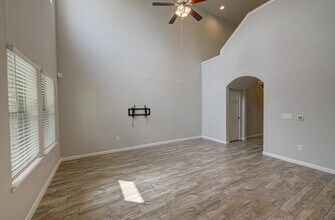 12802 Michelangelo St in Austin, TX - Building Photo - Building Photo
