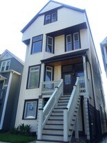 3322 N Troy St in Chicago, IL - Building Photo