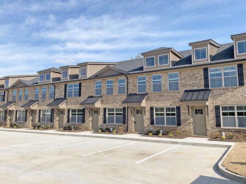 325 Landrum Pl in Clarksville, TN - Building Photo