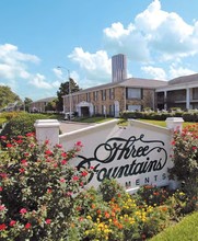 Three Fountains One in Houston, TX - Foto de edificio - Building Photo