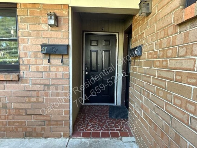 322 E Sumter St in Shelby, NC - Building Photo - Building Photo