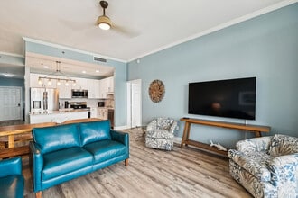 9815 S Thomas Dr in Panama City, FL - Building Photo - Building Photo