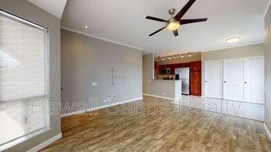 94-1253 Lumikula St in Waipio, HI - Building Photo - Building Photo