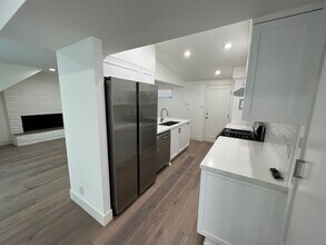 1164 Shelburn Ln in Ventura, CA - Building Photo - Building Photo