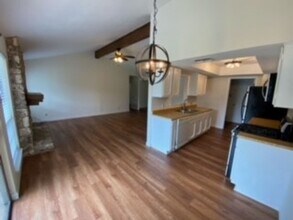 12112 Old Stage Trail in Austin, TX - Building Photo - Building Photo