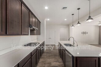 23060 Via Del Oro in Queen Creek, AZ - Building Photo - Building Photo