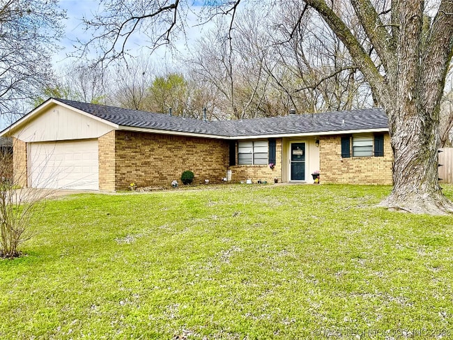 property at 1904 Quail Run