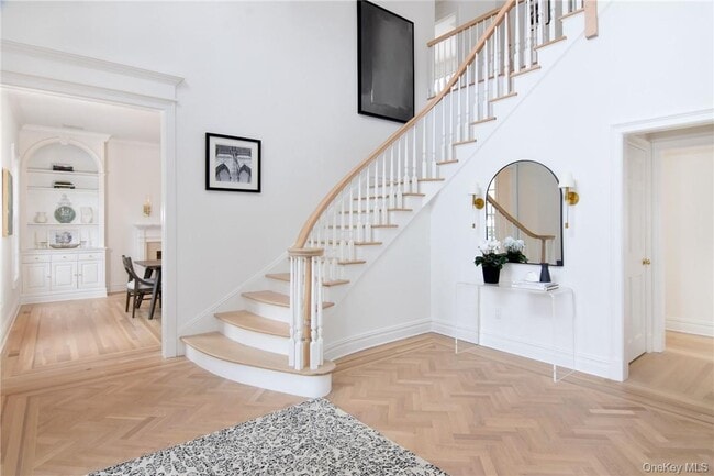 10 Castle Rd in Irvington, NY - Building Photo - Building Photo