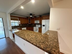 8713 SW 137th Ave in Miami, FL - Building Photo - Building Photo