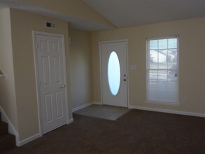 17879 Grassy Knoll Dr in Westfield, IN - Building Photo - Building Photo