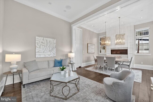 property at 4964 Eskridge Terrace NW