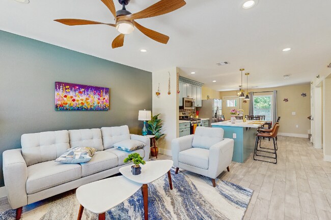 7409 Red Robin Ln in Houston, TX - Building Photo - Building Photo