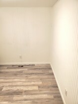 5103 Davis Cir in Anderson, SC - Building Photo