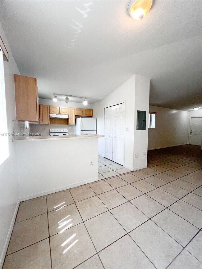 2910 SE 12th Rd in Homestead, FL - Building Photo - Building Photo