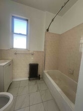 8440 60th Dr in Queens, NY - Building Photo - Building Photo