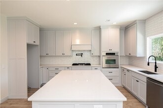 13734 Canal St in Rogers, AR - Building Photo - Building Photo