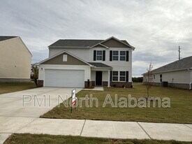 112 Vulcan St in Owens Cross Roads, AL - Building Photo