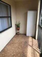7250 Golf Colony Ct in Greenacres, FL - Building Photo - Building Photo