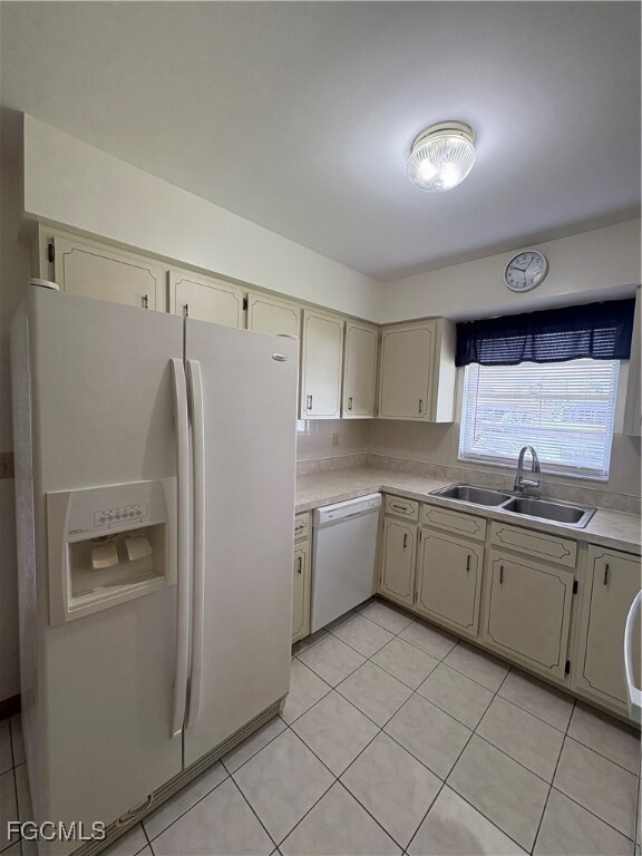 1104 SE 3rd St in Cape Coral, FL - Building Photo - Building Photo