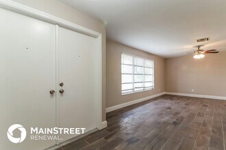 928 SE 35th St in Cape Coral, FL - Foto de edificio - Building Photo