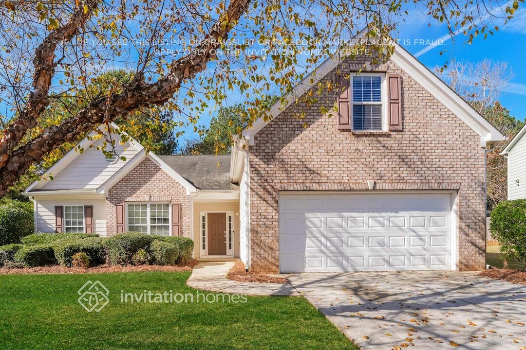 30 Rosemoore Dr in Covington, GA - Foto de edificio