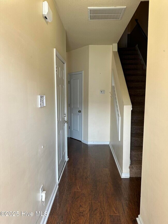 317 Cedar Island Trail in Holly Ridge, NC - Building Photo - Building Photo