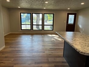 2204 Sylvan Cir in Brandon, SD - Building Photo - Building Photo